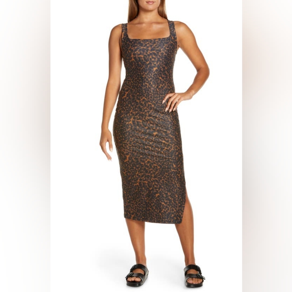 Beyond Yoga Icon Dress in Chai Tortoise